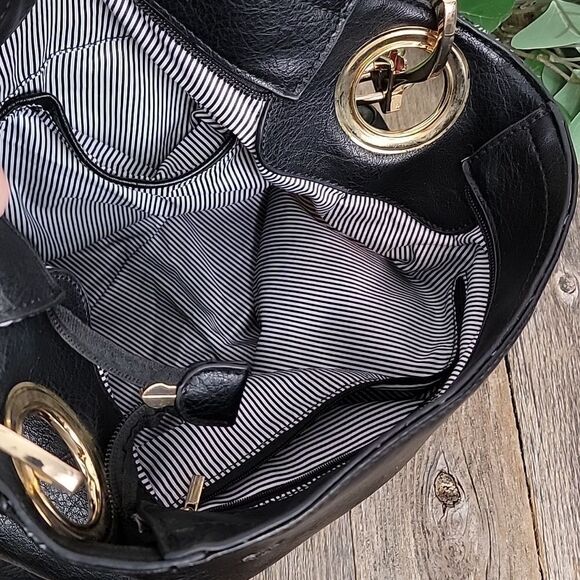 Unbranded faux leather shoulder bag - Picture 7 of 11